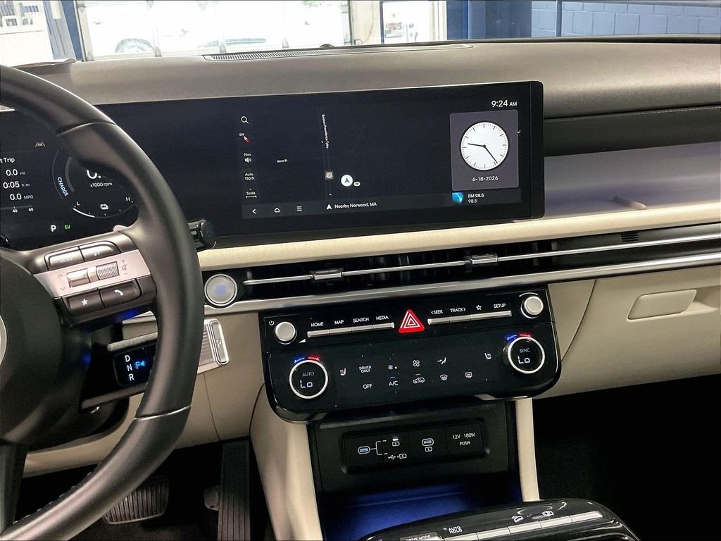 Certified Used 2025 Red Hyundai SEL Convenience image 18