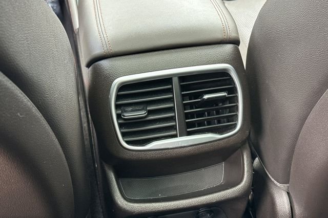 Used 2020 Gray Hyundai SEL image 18