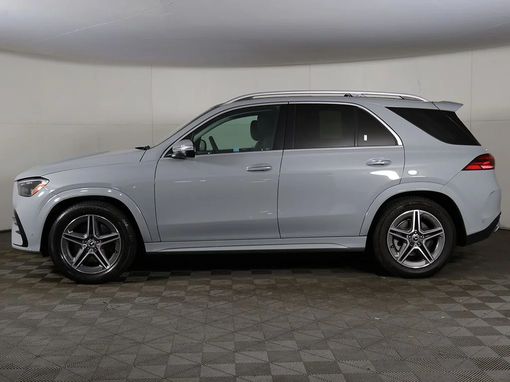 Used 2024 Gray Mercedes-Benz GLE 450 image 18