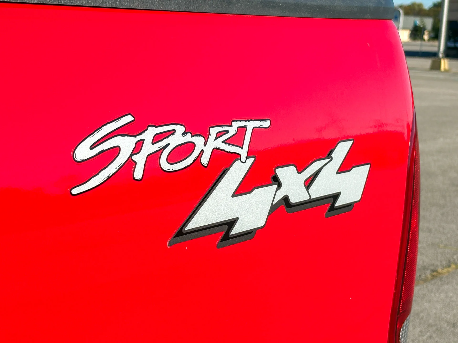 Used 2002 Red Ford XLT image 7