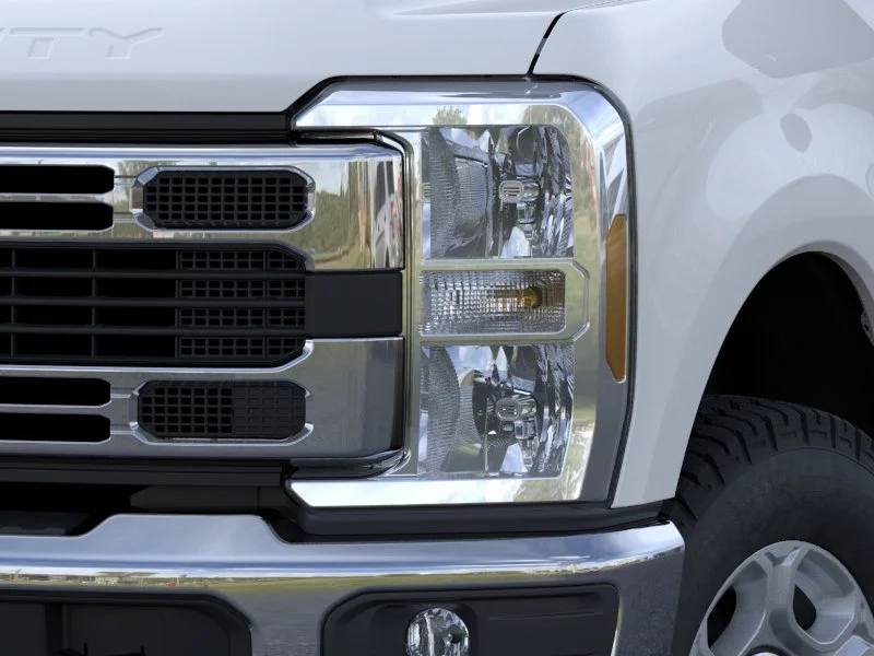 New 2026 Oxford White Ford XLT image 51