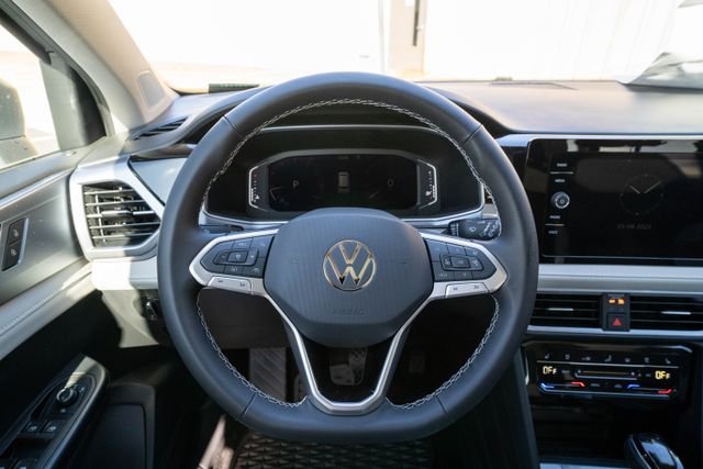 2025 Volkswagen Taos SEL - Photo 25