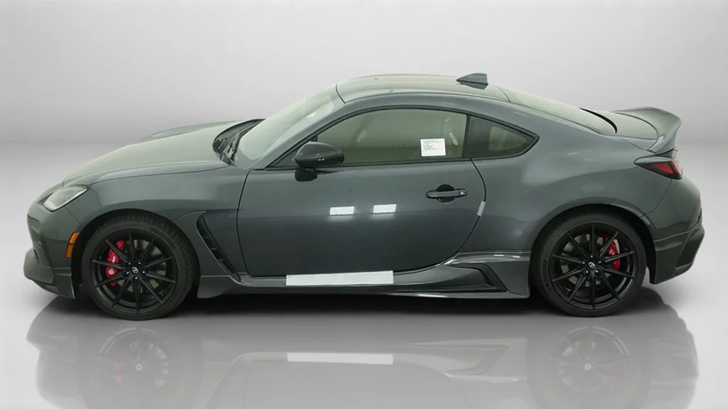 New 2027 Pavement Toyota GR86 Premium image 2