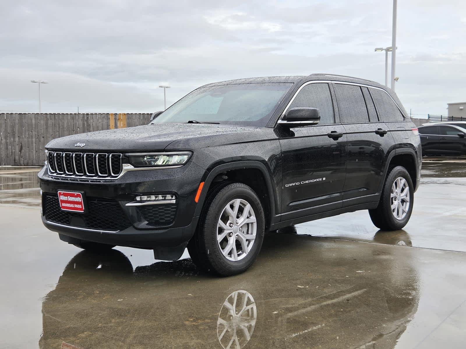 2022 Jeep Grand Cherokee Limited's photo