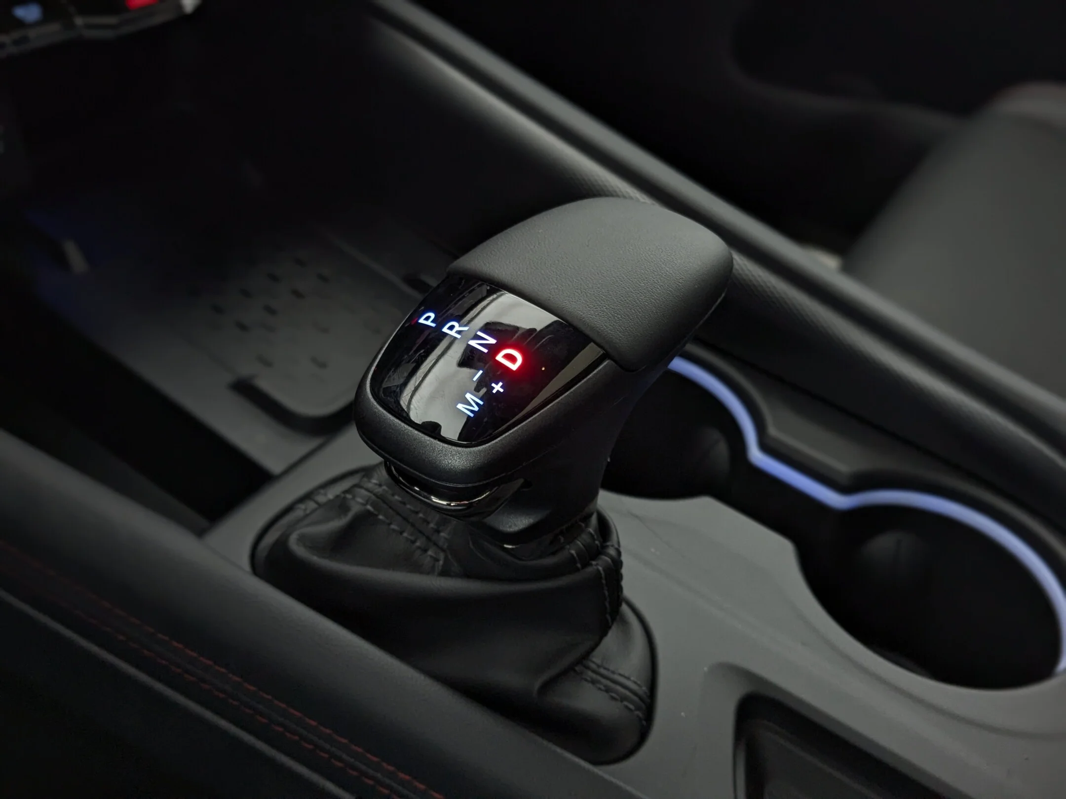 New 2026 night moves Dodge GT Plus - - Pkg 2BH - 2nd Row Captain Chairs - Ventilated Seats - Wireless Charging & More! image 21