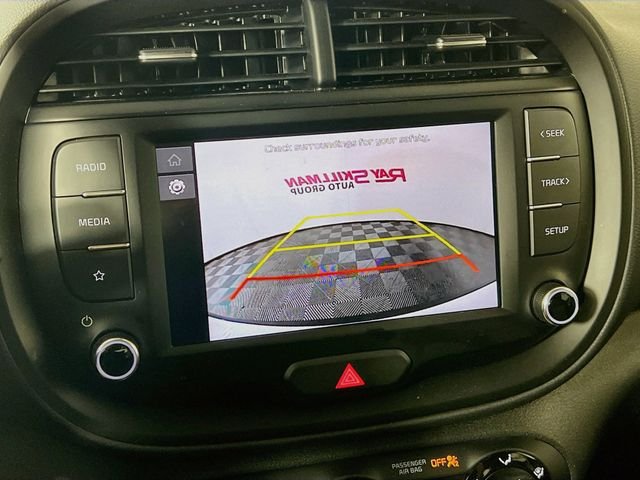2025 Kia Soul LX - Photo 17