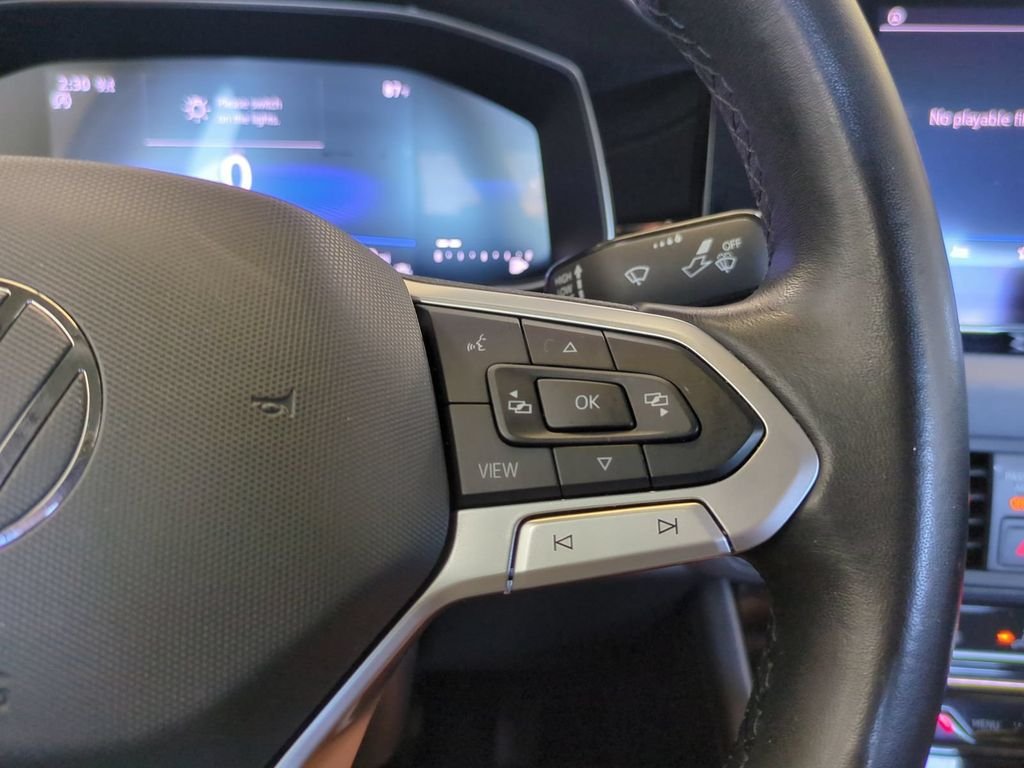 2025 Volkswagen Jetta SE - Photo 41