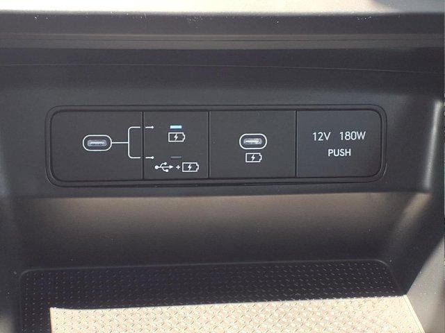 New 2026 White Hyundai SE FWD image 17