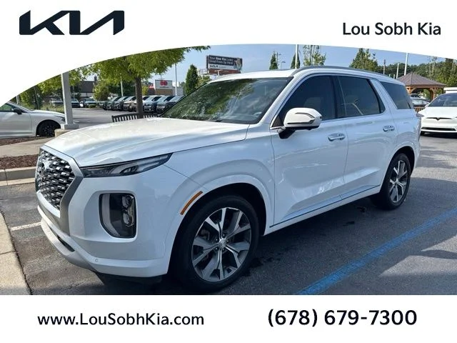 Used 2022 White Hyundai Limited image 1