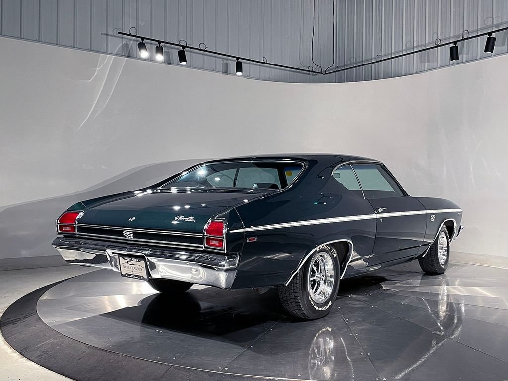 Used 1969 Green Chevrolet  image 7