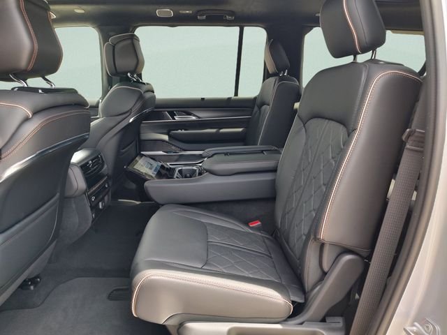 New 2026 Silver Zynith Jeep Summit Reserve image 28