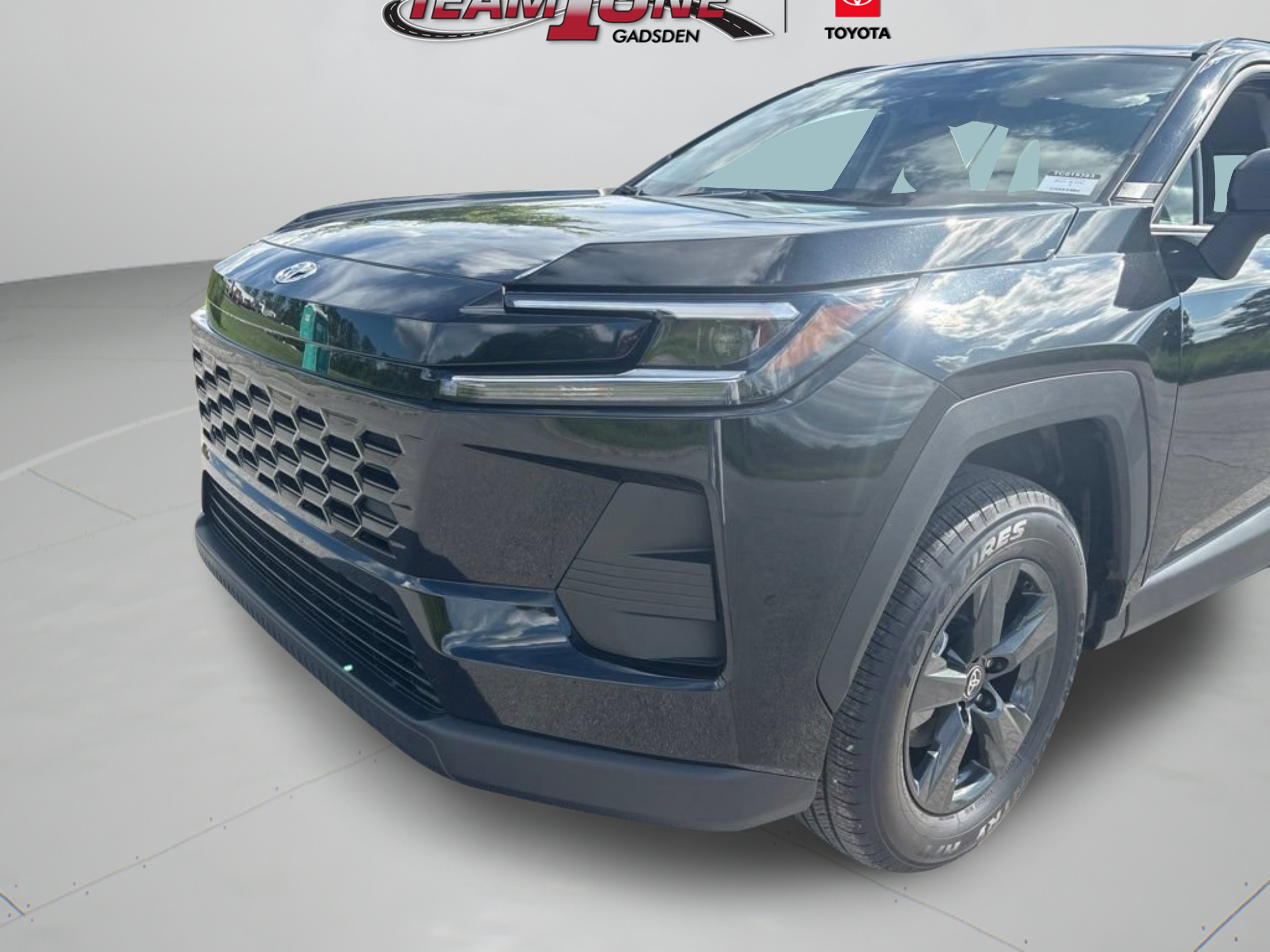 New 2026 Midnight Black Metallic Toyota LE image 26