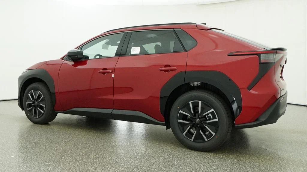 New 2026 Supersonic Red Toyota XLE image 23