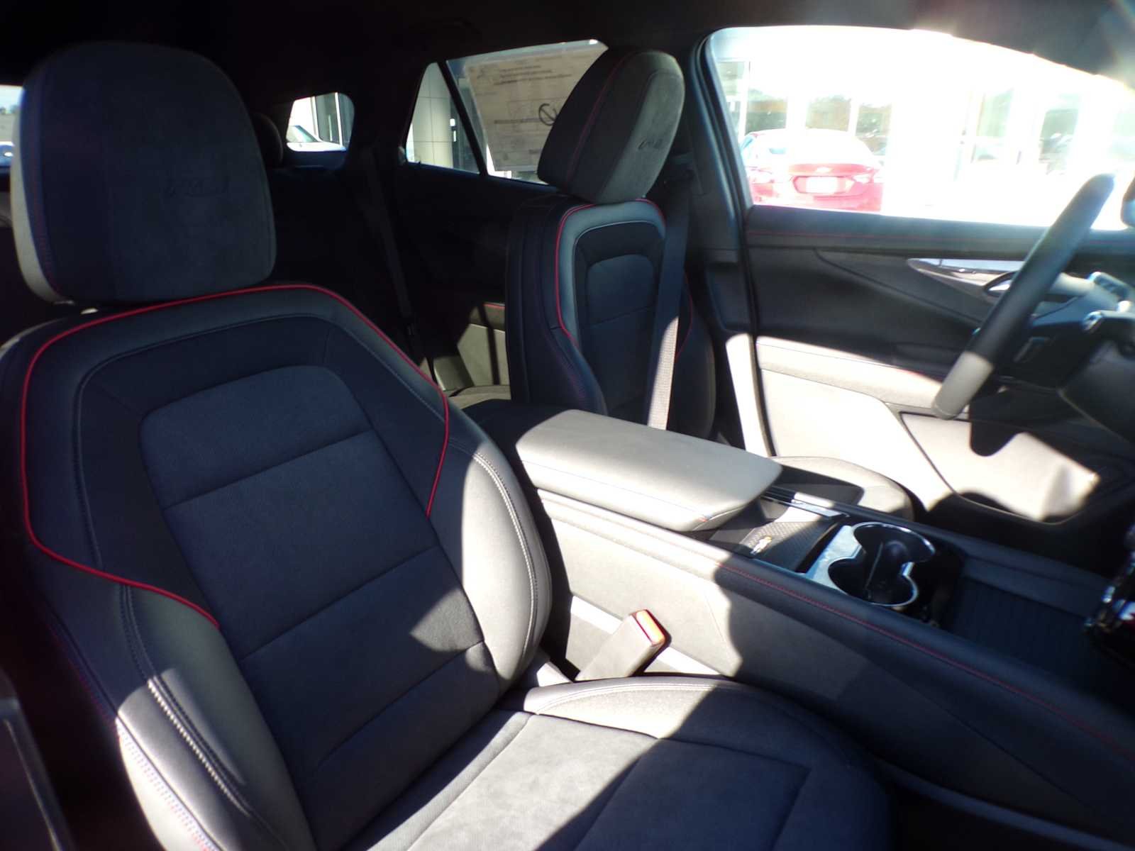 2024 Chevrolet Blazer EV RS - Photo 13