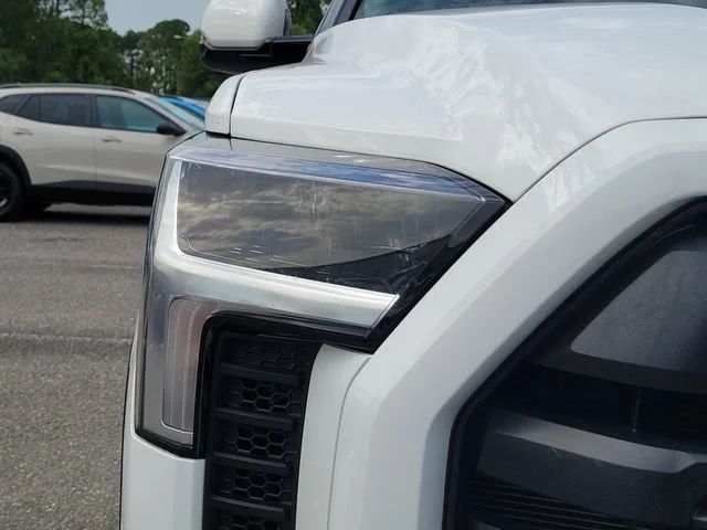 2024 Toyota Tundra SR5 - Photo 9