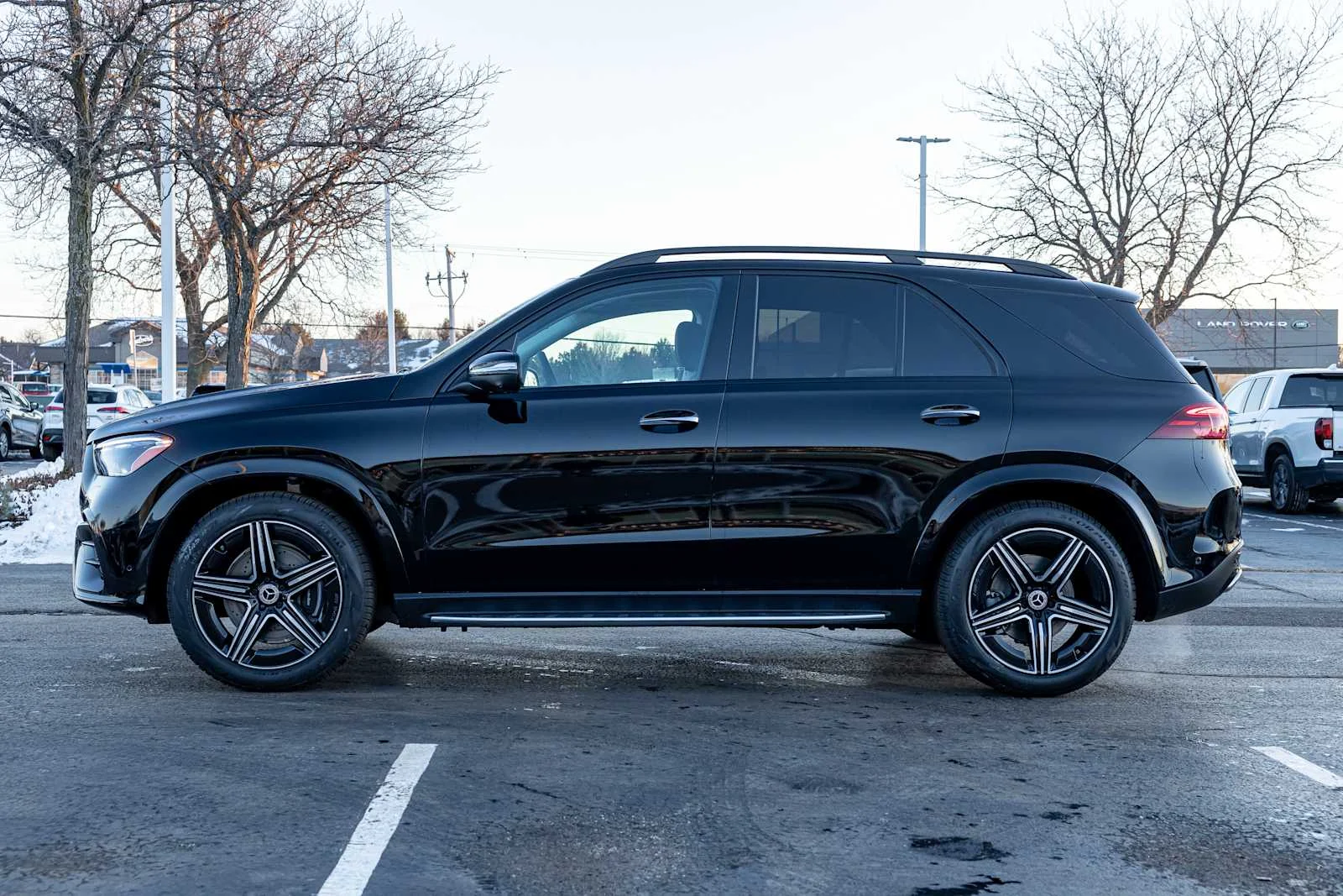 New 2026 Black Mercedes-Benz GLE 450 image 4