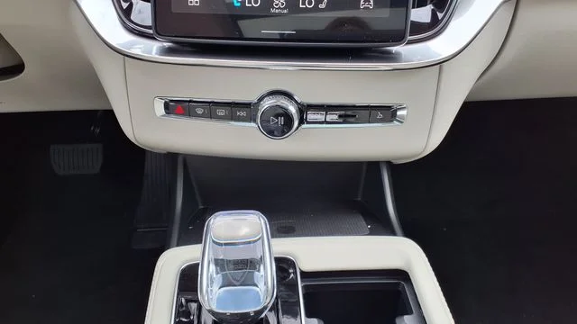 New 2026 Denim Blue Volvo Ultra image 22