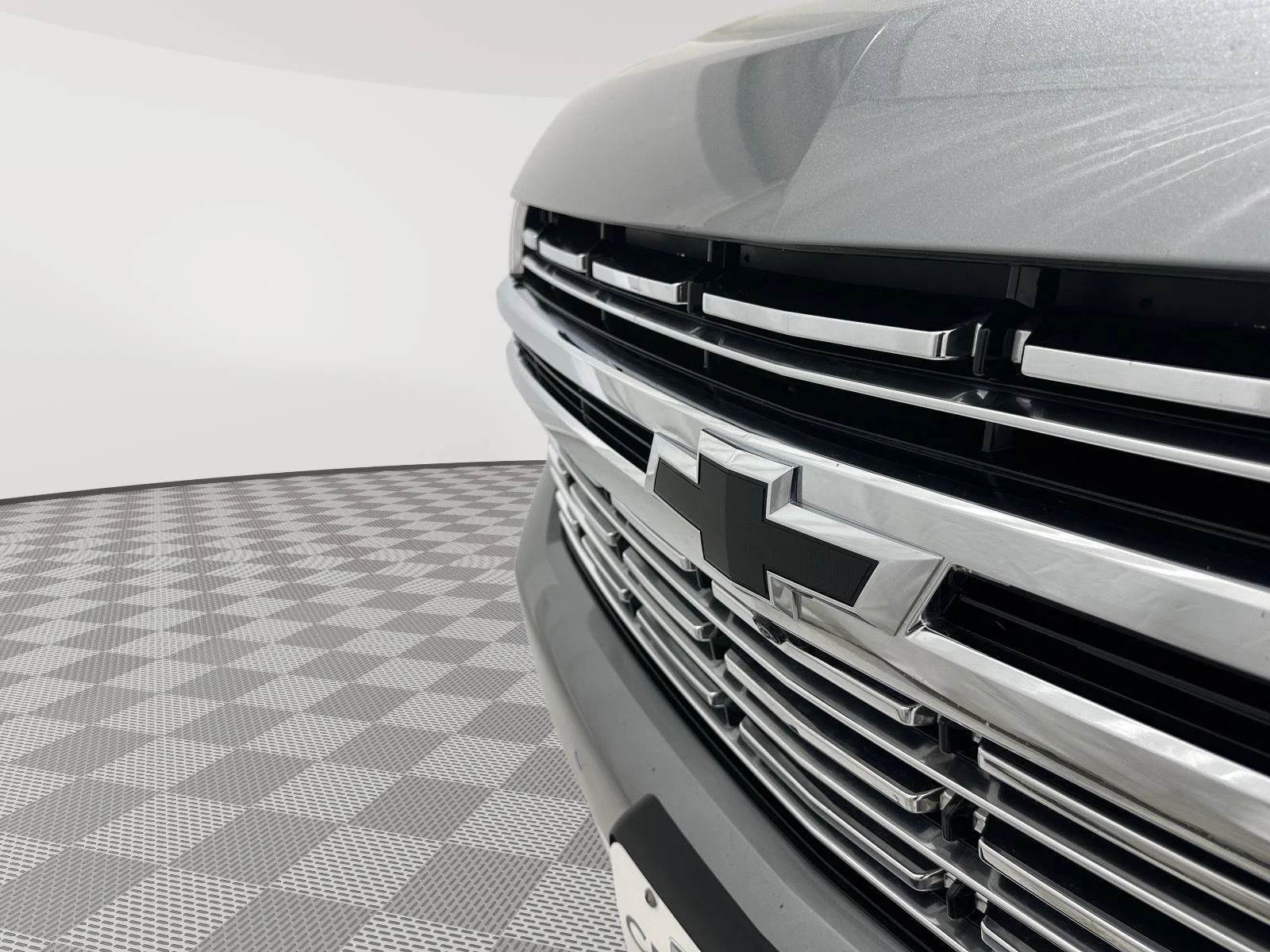 Used 2023 Sterling Gray Metallic Chevrolet Premier image 27