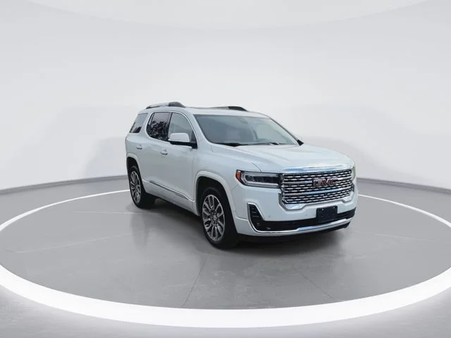 Used 2023 White GMC Denali image 3