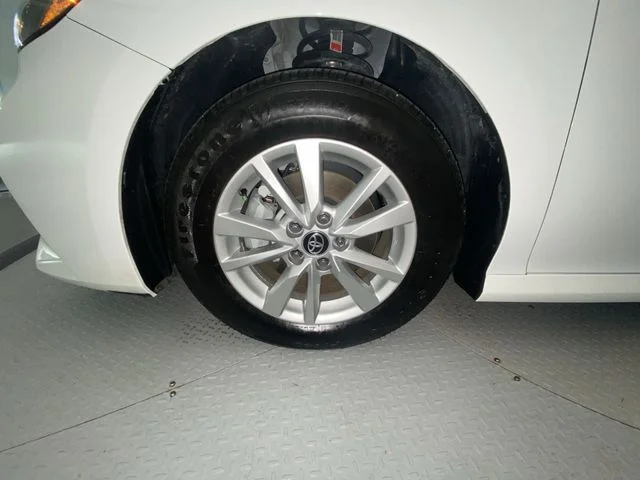 Used 2025 White Toyota LE image 10