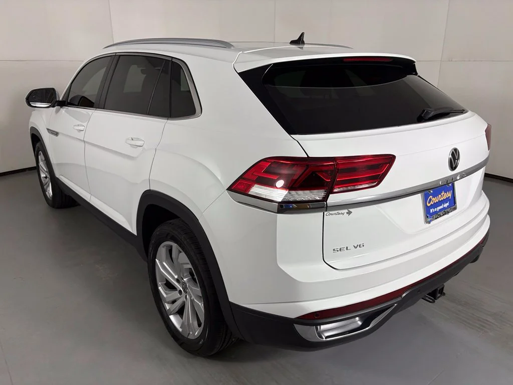 Used 2020 White Volkswagen 3.6L V6 SEL image 6