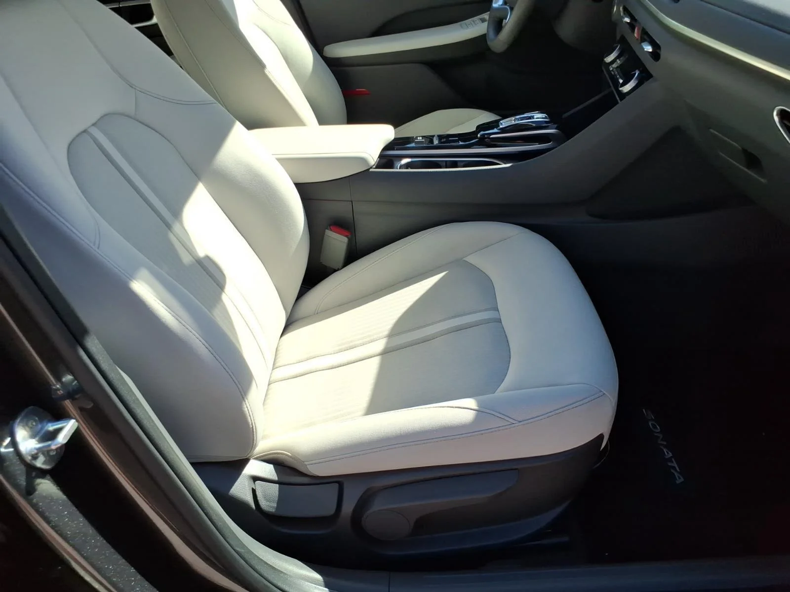 Used 2022 Portofino Gray HYUNDAI  image 23