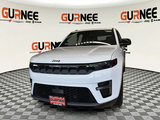 New 2026 Bright White Clear-Coat Exterior Paint Jeep Limited Reserve image 9