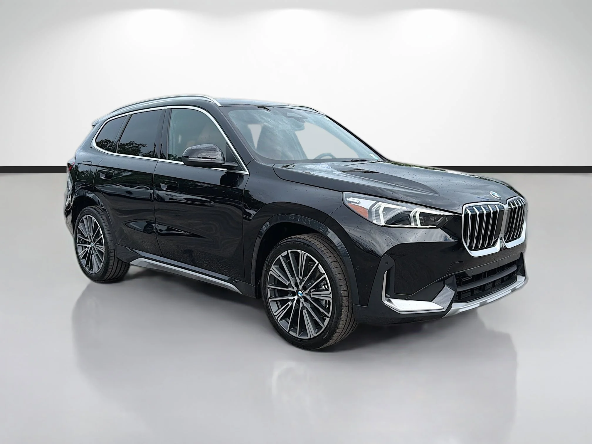 New 2026 Jet Black BMW xDrive28i image 1