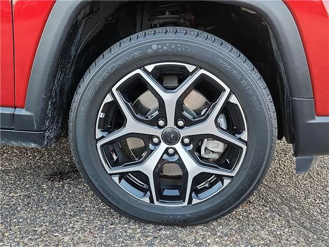 Used 2025 Red Jeep Limited 4x4 image 7