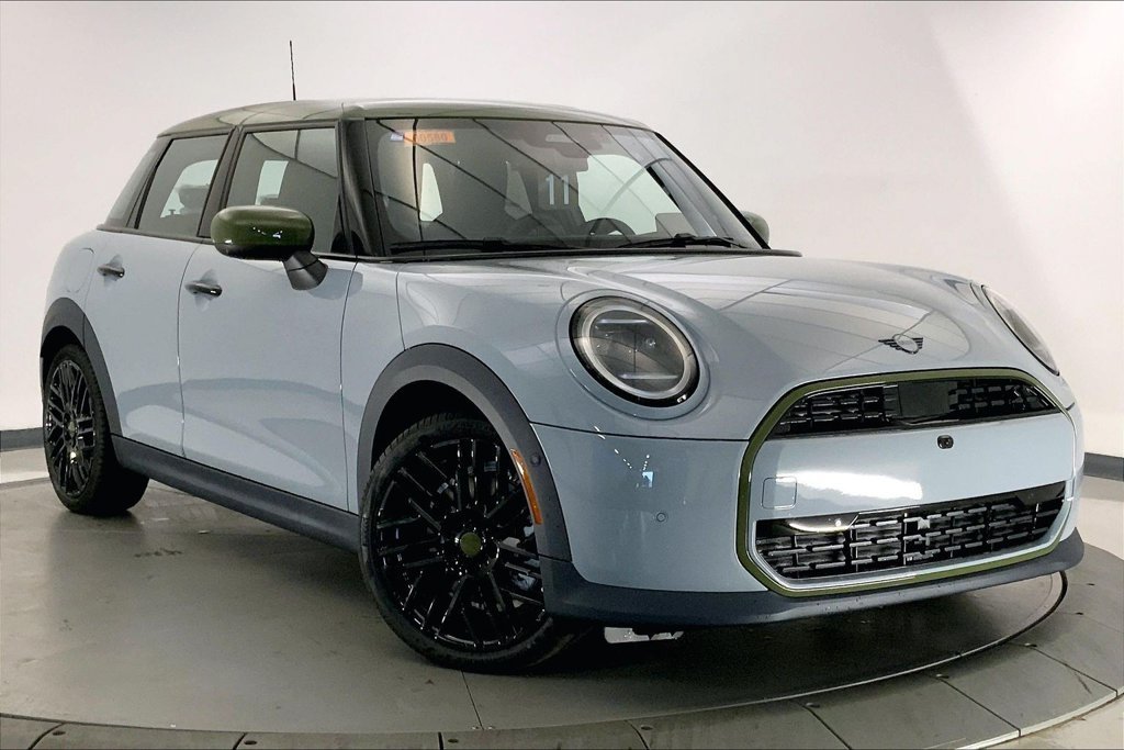 New 2027 Statement Grey MINI Iconic image 11