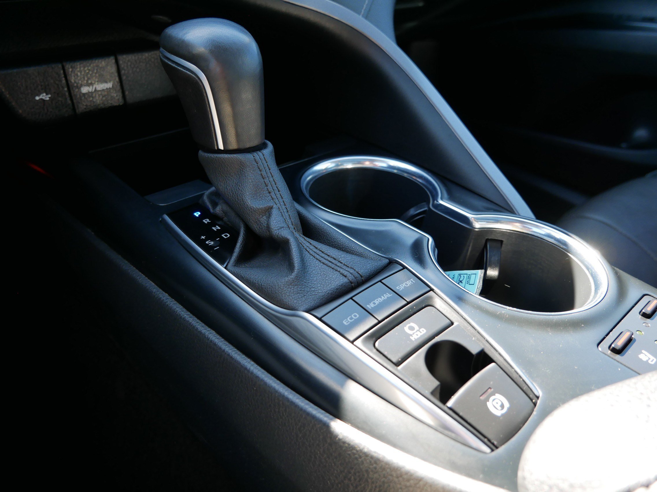2020 Toyota Camry XSE - Photo 23