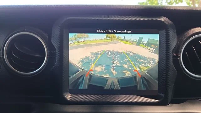 Used 2018 Gray Jeep Unlimited Sahara image 15