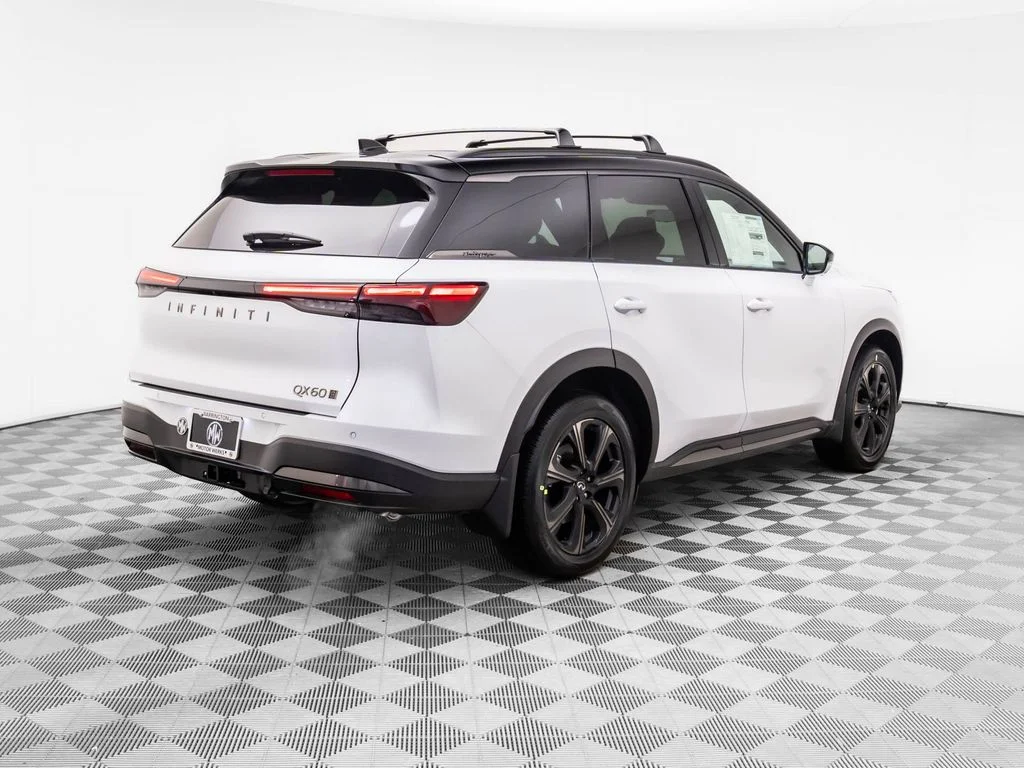 New 2026 2T RAD WHT INFINITI Autograph AWD image 5