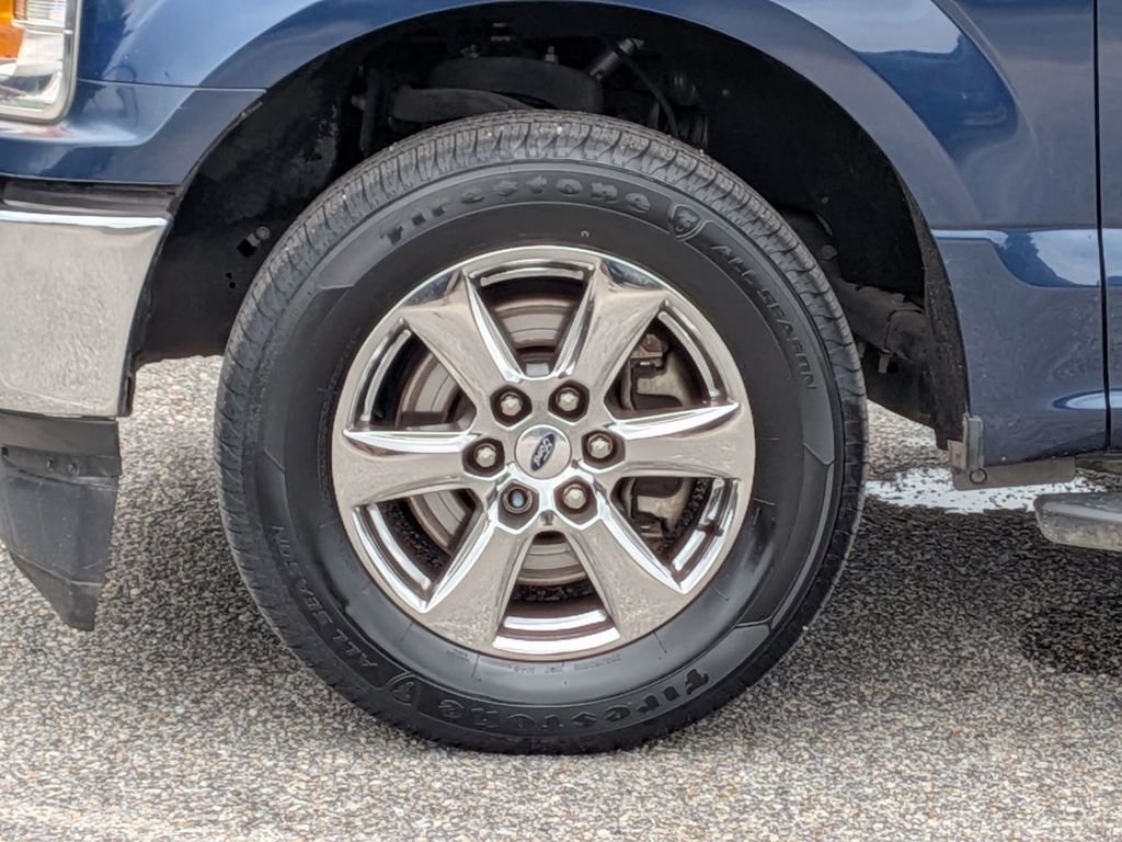 Used 2019 Blue Ford XLT image 11
