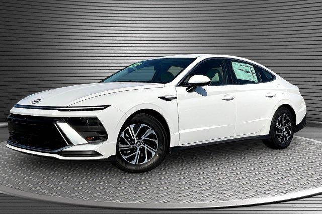 2026 Hyundai Sonata Hybrid