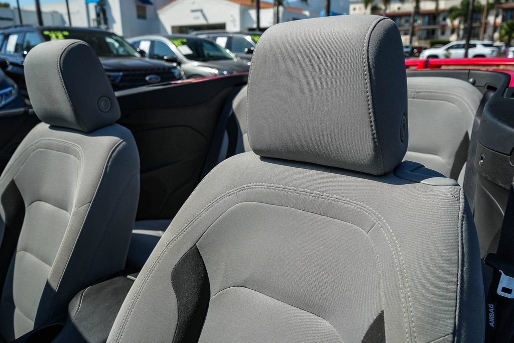 Used 2023 Red Hot Chevrolet 1LT image 27