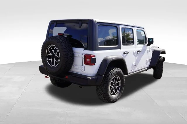 Certified Used 2025 White Jeep Rubicon image 3