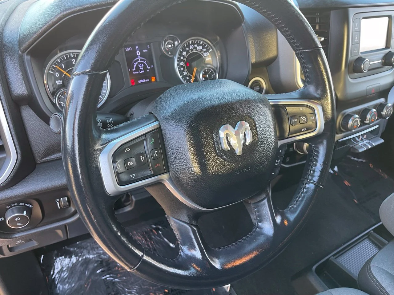 Used 2022 Bright White Clearcoat Ram Big Horn/Lone Star image 24
