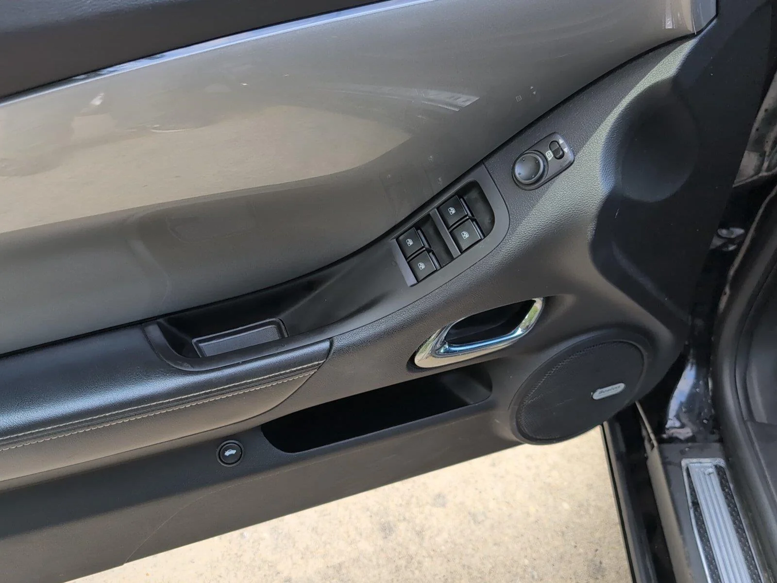 Used 2011 Black Chevrolet 2SS image 12