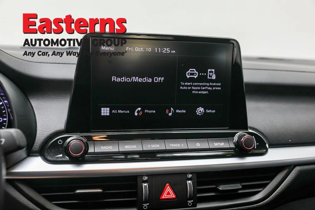 Used 2024 Black Kia LXS image 19