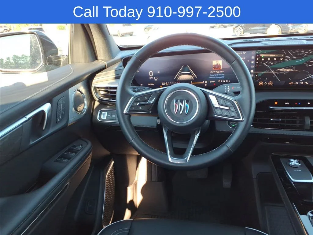 Used 2025 Moonstone Gray Metallic Buick Avenir image 25