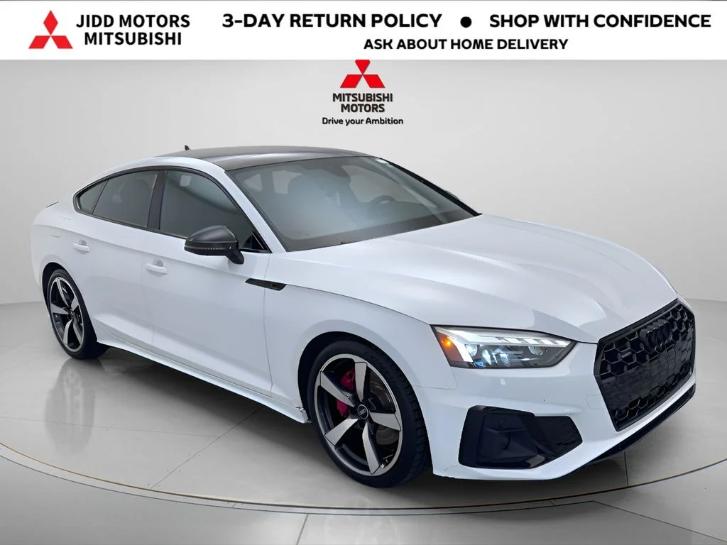 Used 2023 Glacier White Audi 45 S line Premium Plus image 3