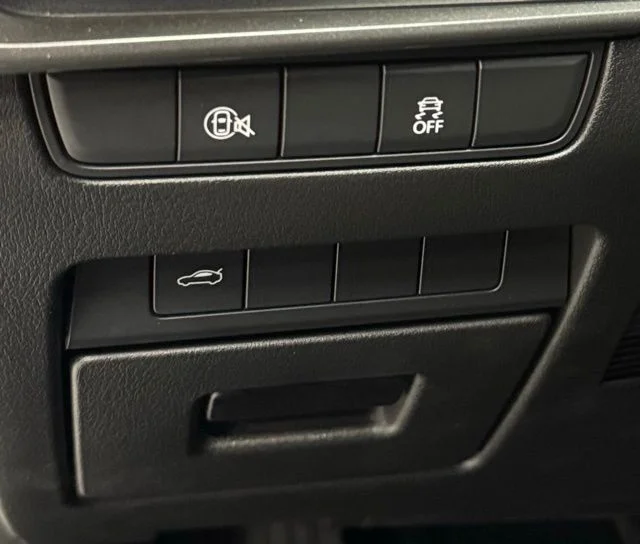 2025 Mazda Mazda3 19