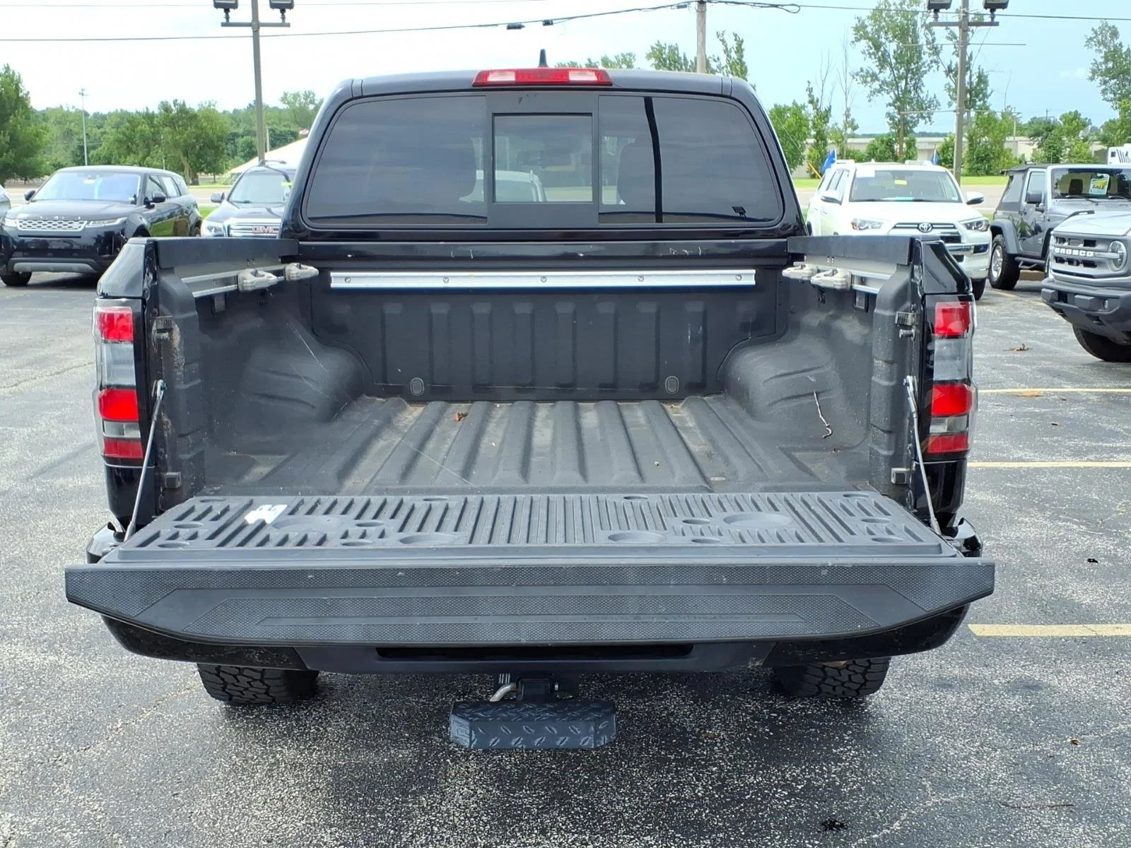 Used 2022 Black Nissan SV image 29