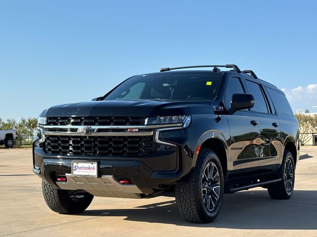 Used 2022 Black Chevrolet Z71 image 3