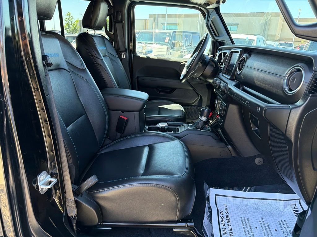 Used 2021 Black Jeep Unlimited Rubicon 4xe image 18