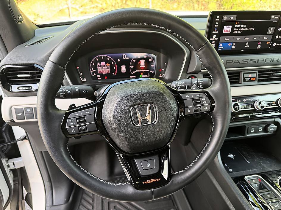 Used 2026 Platinum White Honda TrailSport Elite image 15