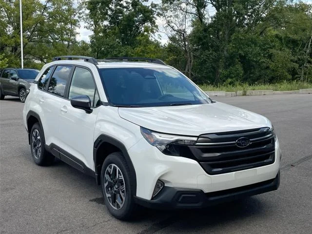 New 2026 CRYSTAL WHITE PEARL Subaru Premium image 7