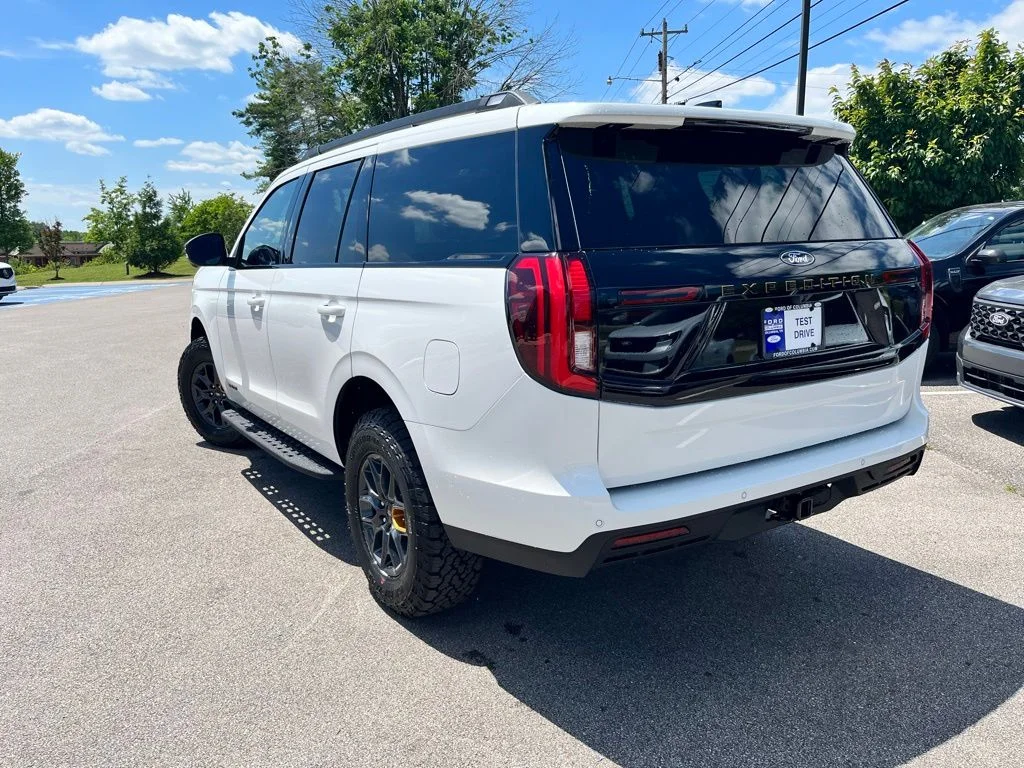 New 2026 White Ford Tremor image 4