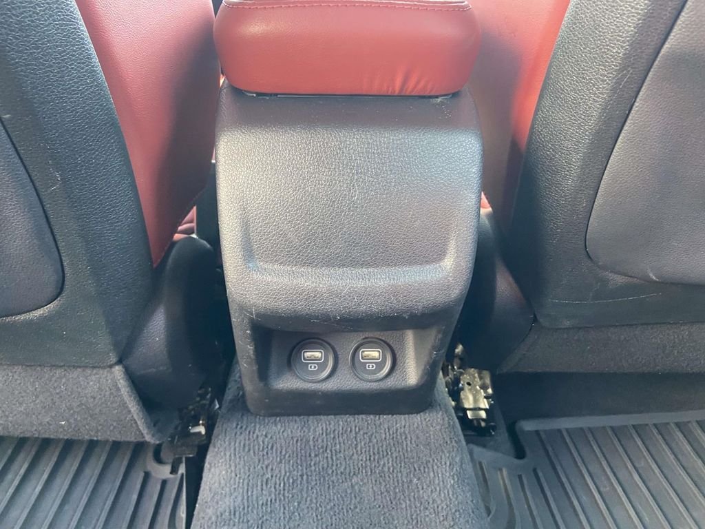 Used 2023 White Kia GT-Line image 22